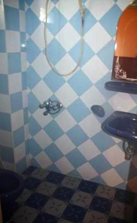 Chhne Chulsa Hotell Sihanoukville Rum bild